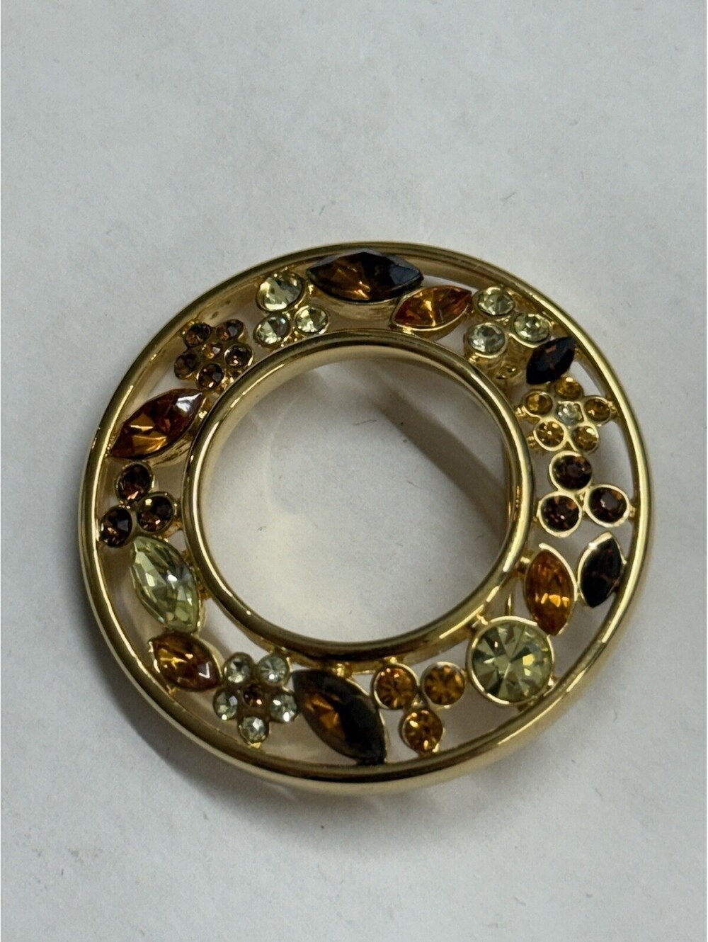 VTG Signed Regency Gold Tone Amber, Citrine, & Clear Rhinestone Circle Brooch